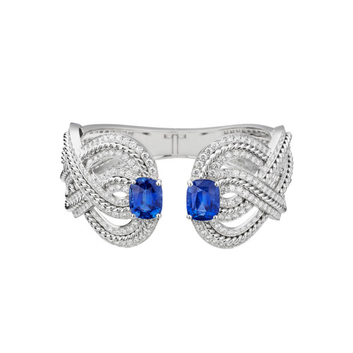Essentials Diamond Stone Pendant